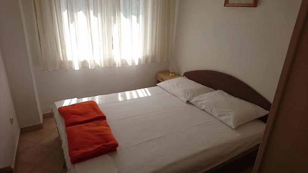 Apartments Anastazija Pag Town 0*,  Croazia