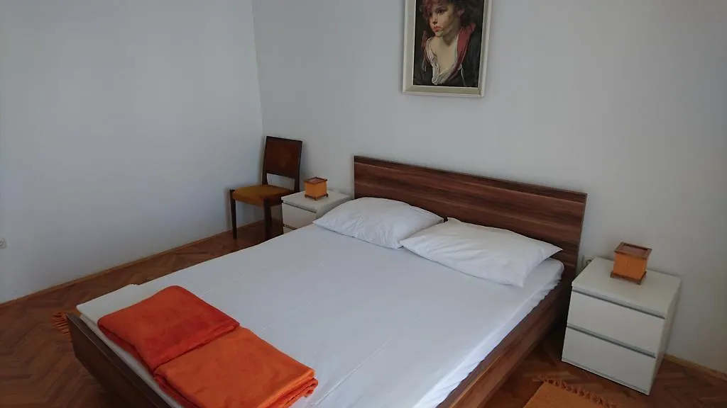 Apartments Anastazija Pag Town 0*,