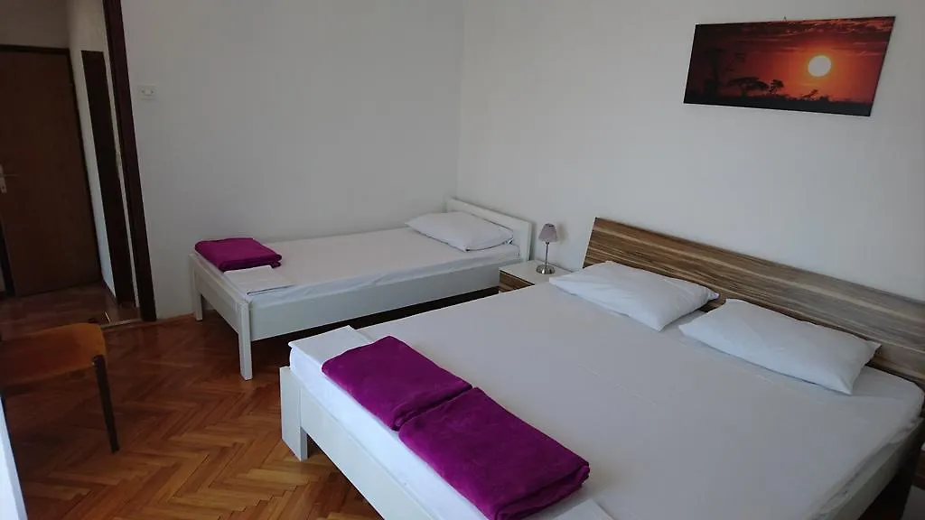 Apartments Anastazija Pag Town